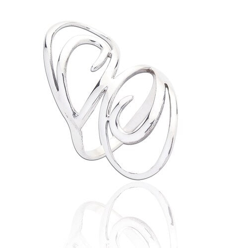 925 Sterling Silver Ring Featuring a Swirl Design