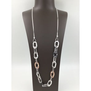 Long Necklace with Large Links in Two Colours